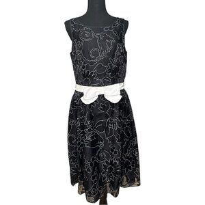 White House Black Market Women’s Lace Overlay Sleeveless‎ Midi Dress Size 10